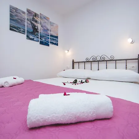 Felix Apartment
