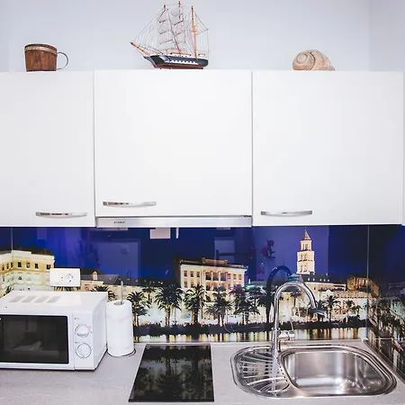 Felix Apartment